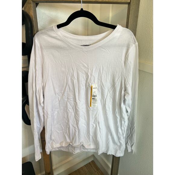 Time and Tru long sleeve - Picture 1 of 4